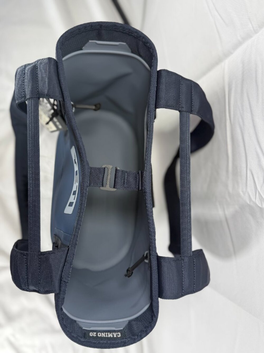 Yeti Camino 20 Carryall Bag in Navy - Picture 7 of 10
